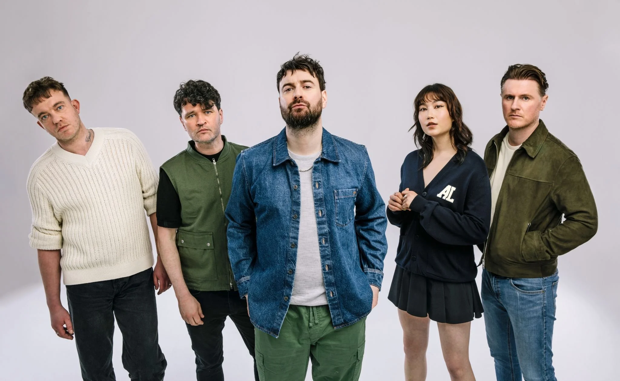 Courteeners - 'Solitude Of The Night Bus'