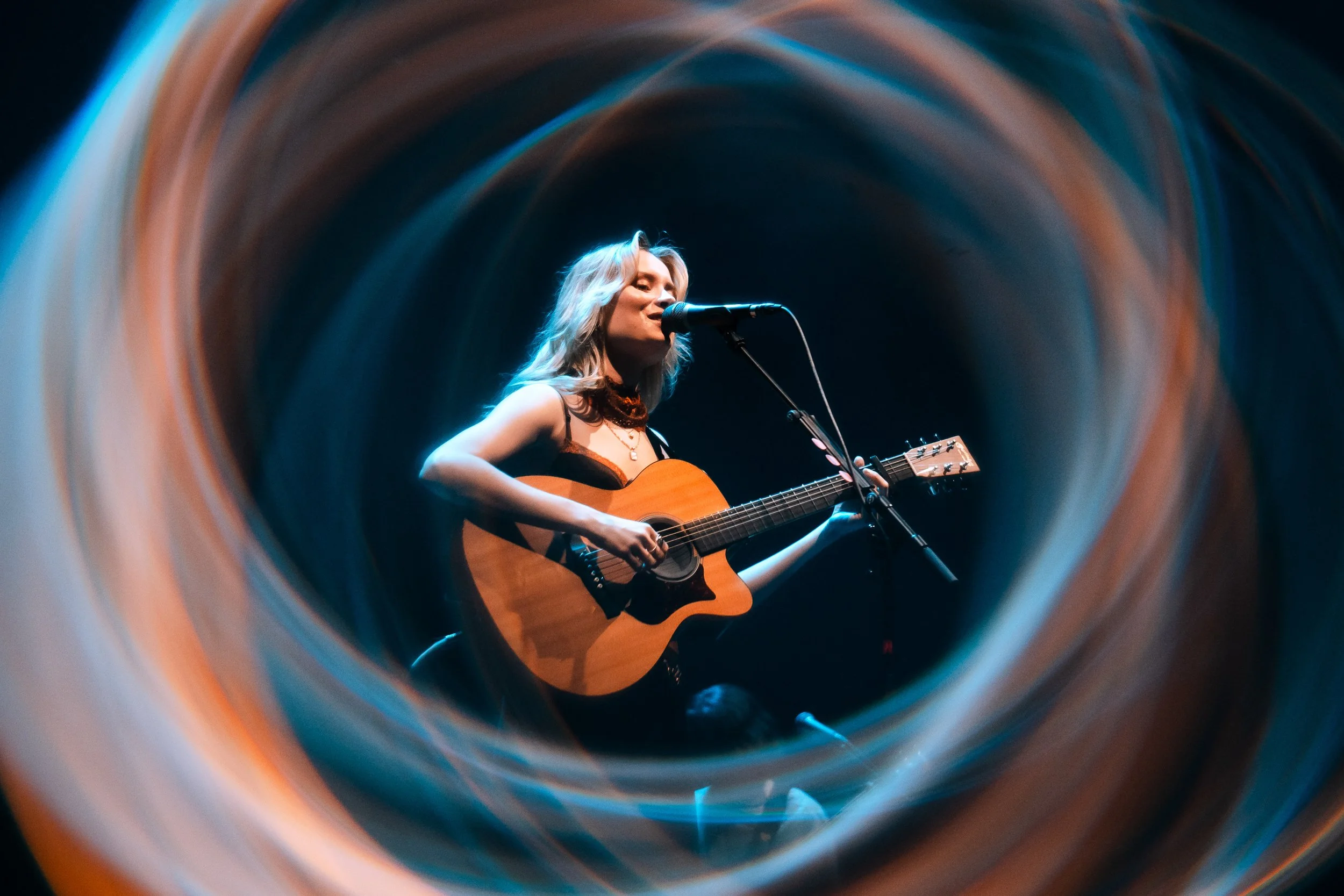 Nina Nesbitt O2 Arena-04340.jpg