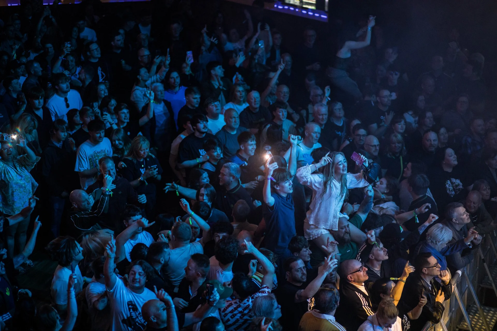 Crowd @ Grand Central Dome.jpg