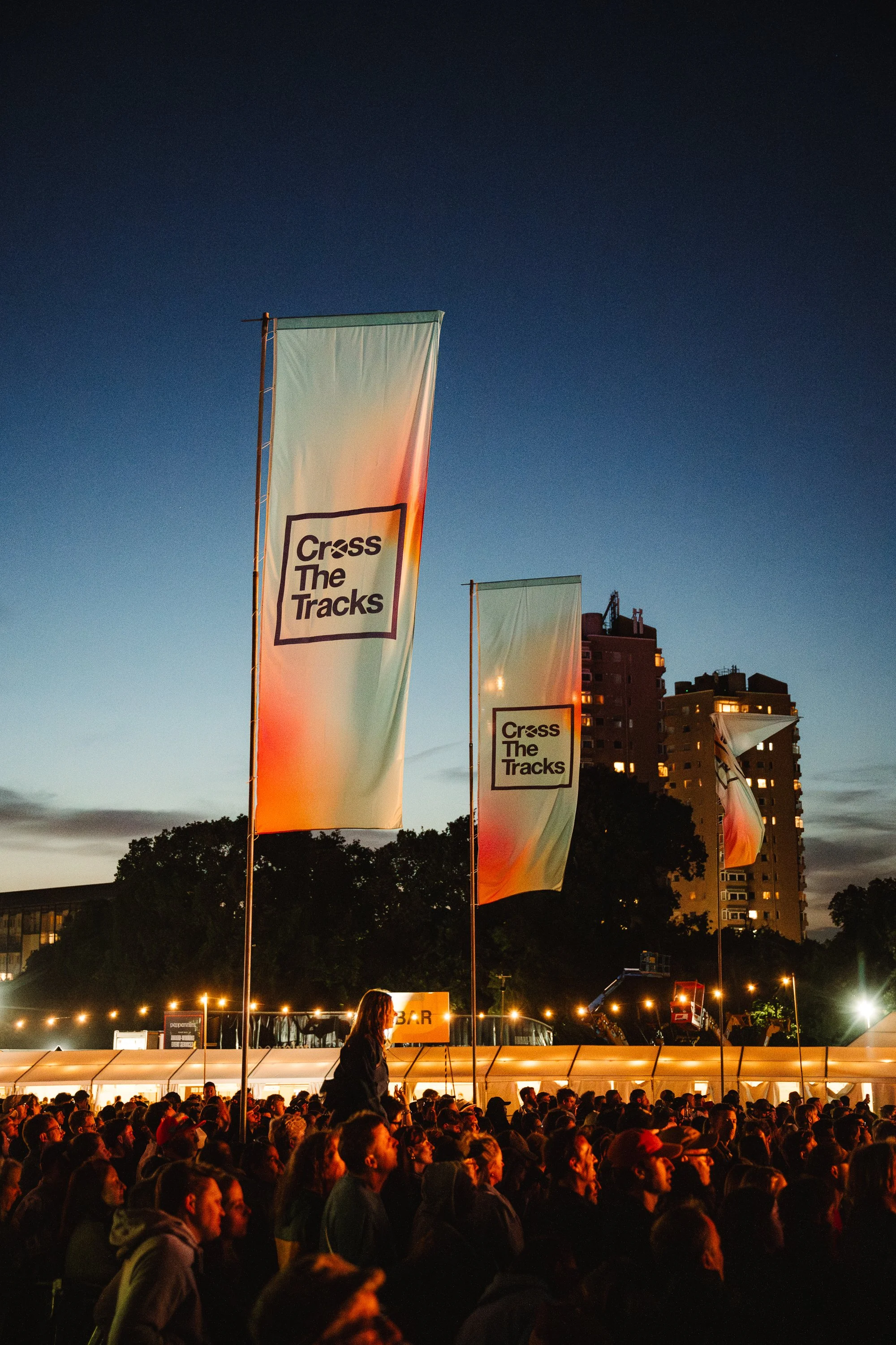 @khaliphotography - CROSS THE TRACKS-52 2.JPG