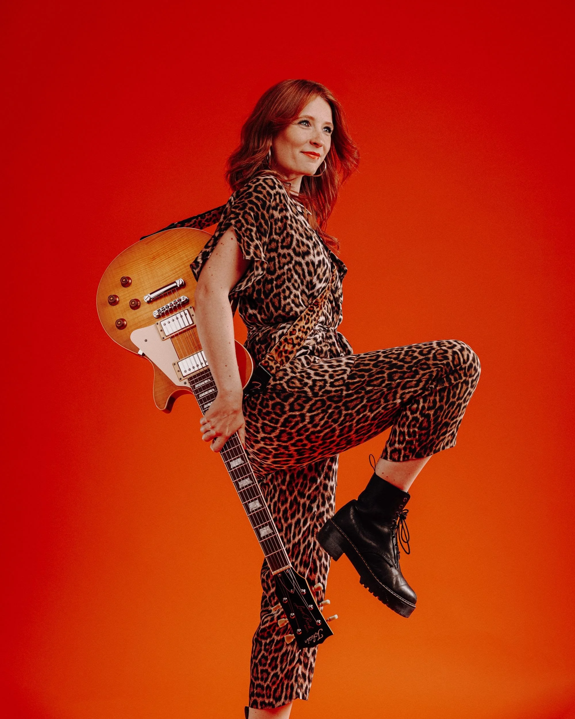 Artist Of The Week #306 - Leonie Jakobi