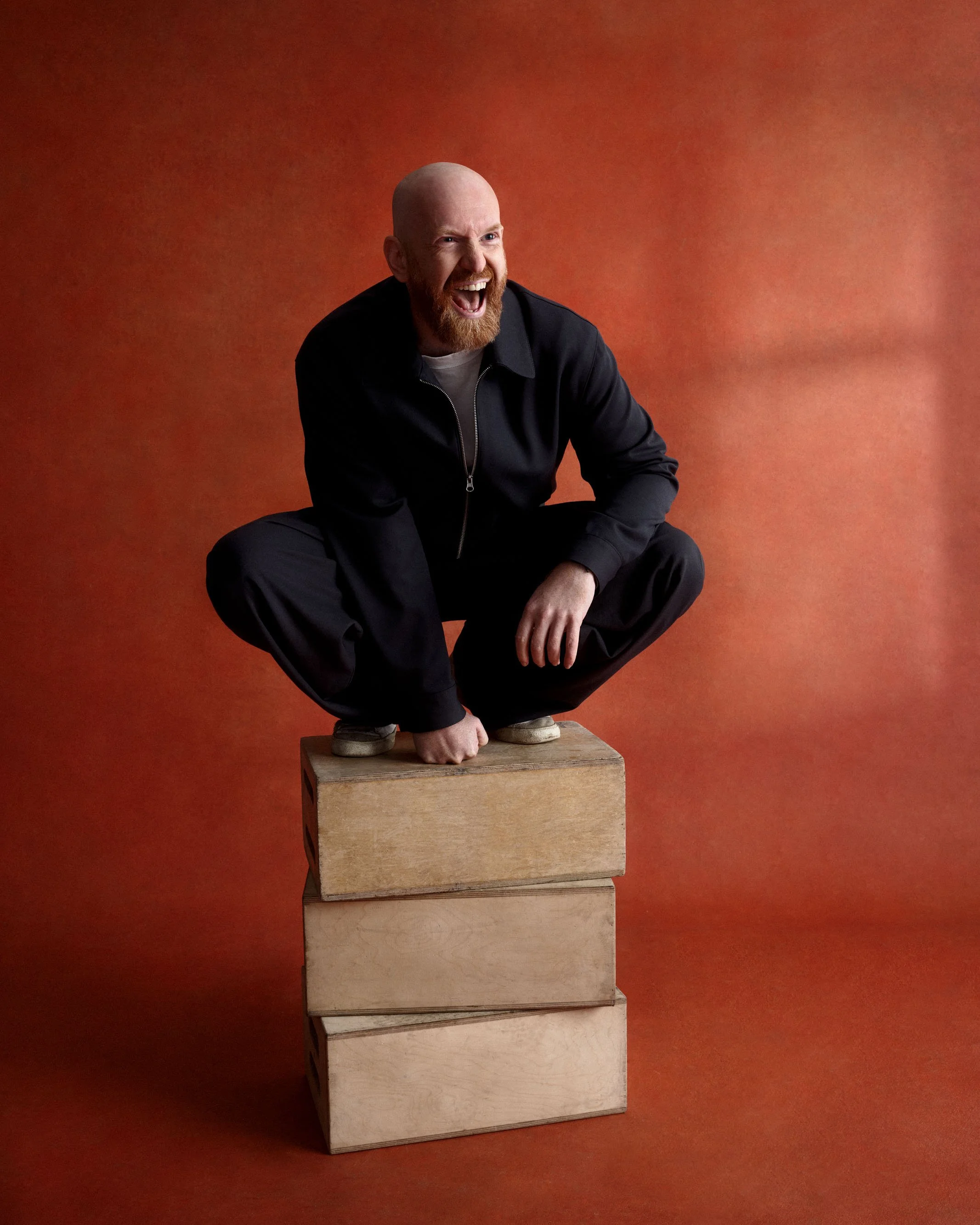 Long Read // Newton Faulkner on shedding hair and armour on new album 'OCTOPUS'