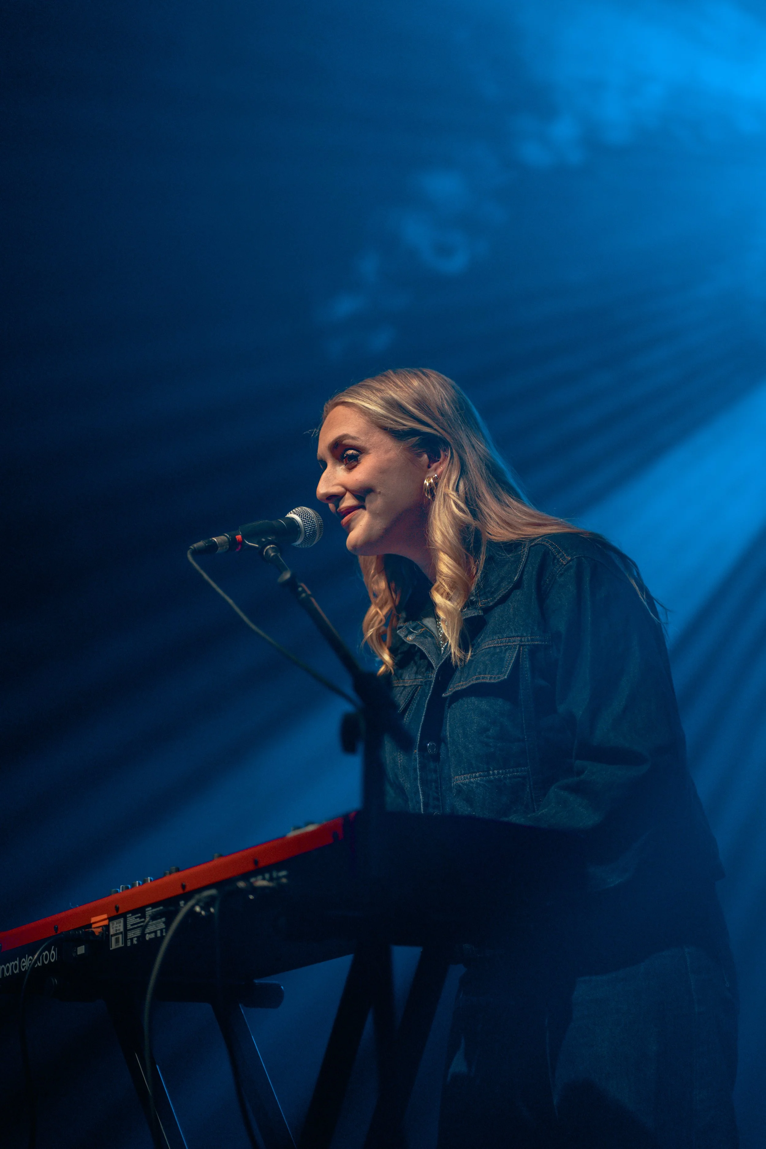 AineDeane-01.jpg