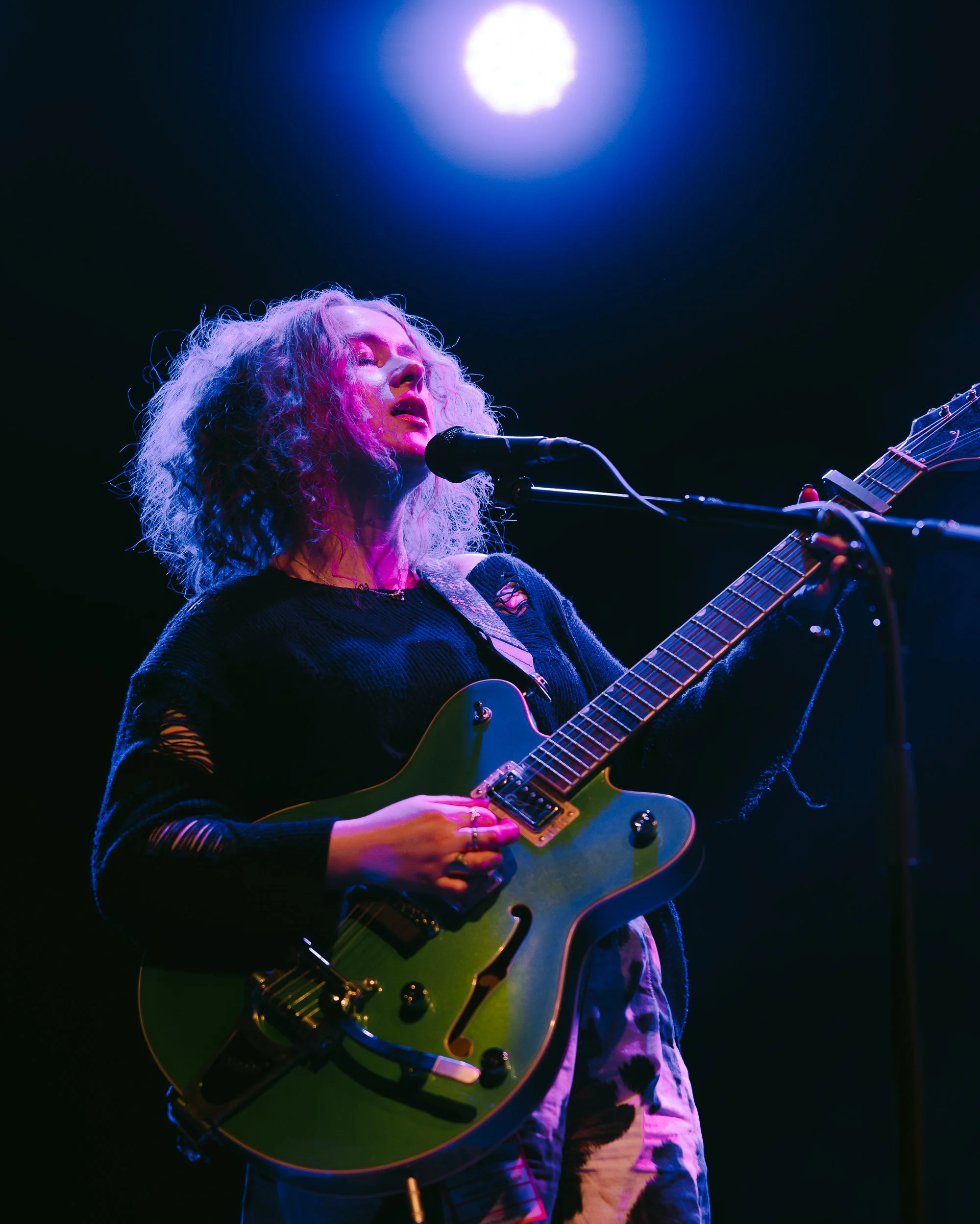 Newton Faulkner socials-13.jpg