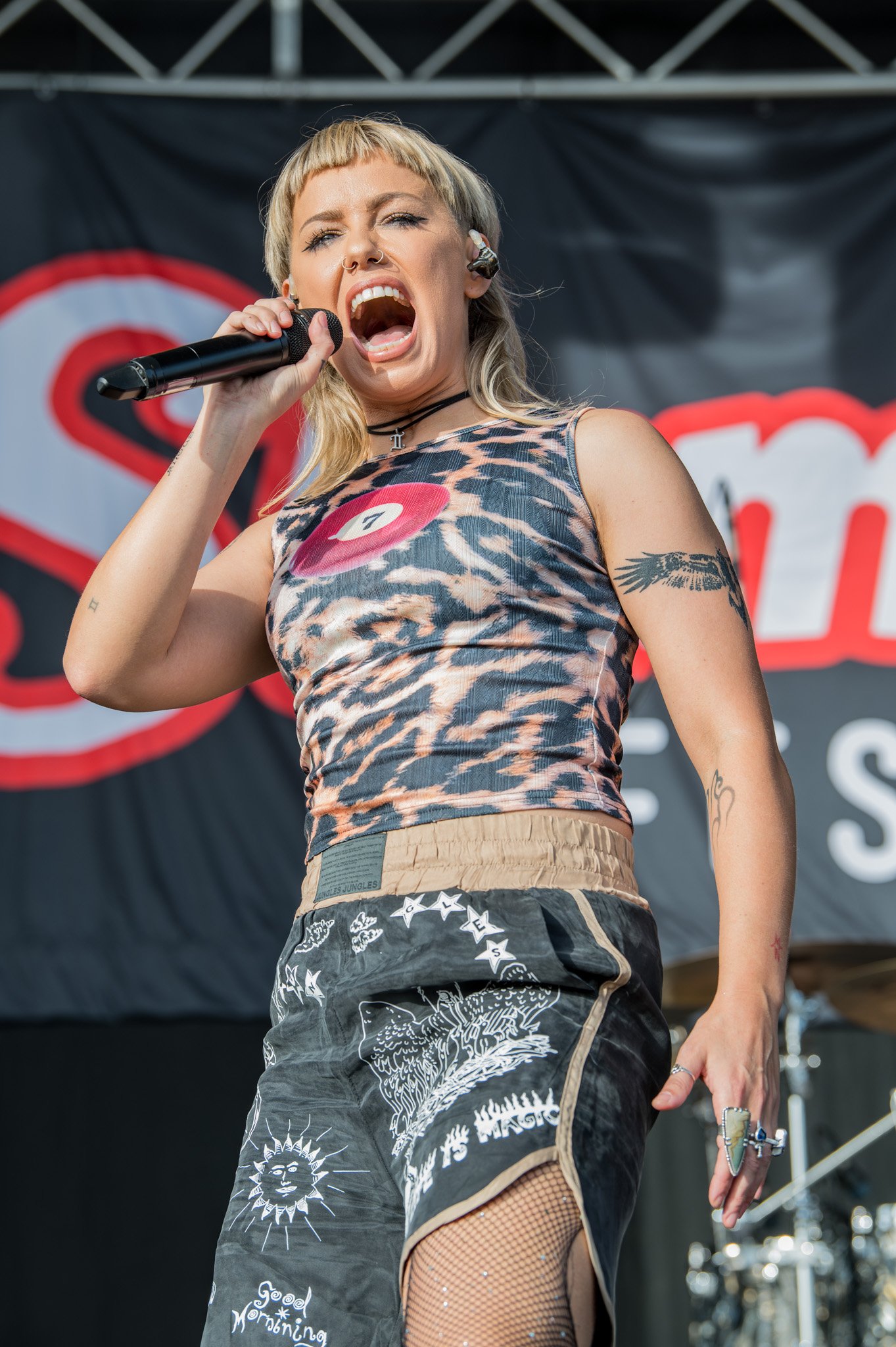 JKPhoto-SDFS26-TonightAlive-5.jpg