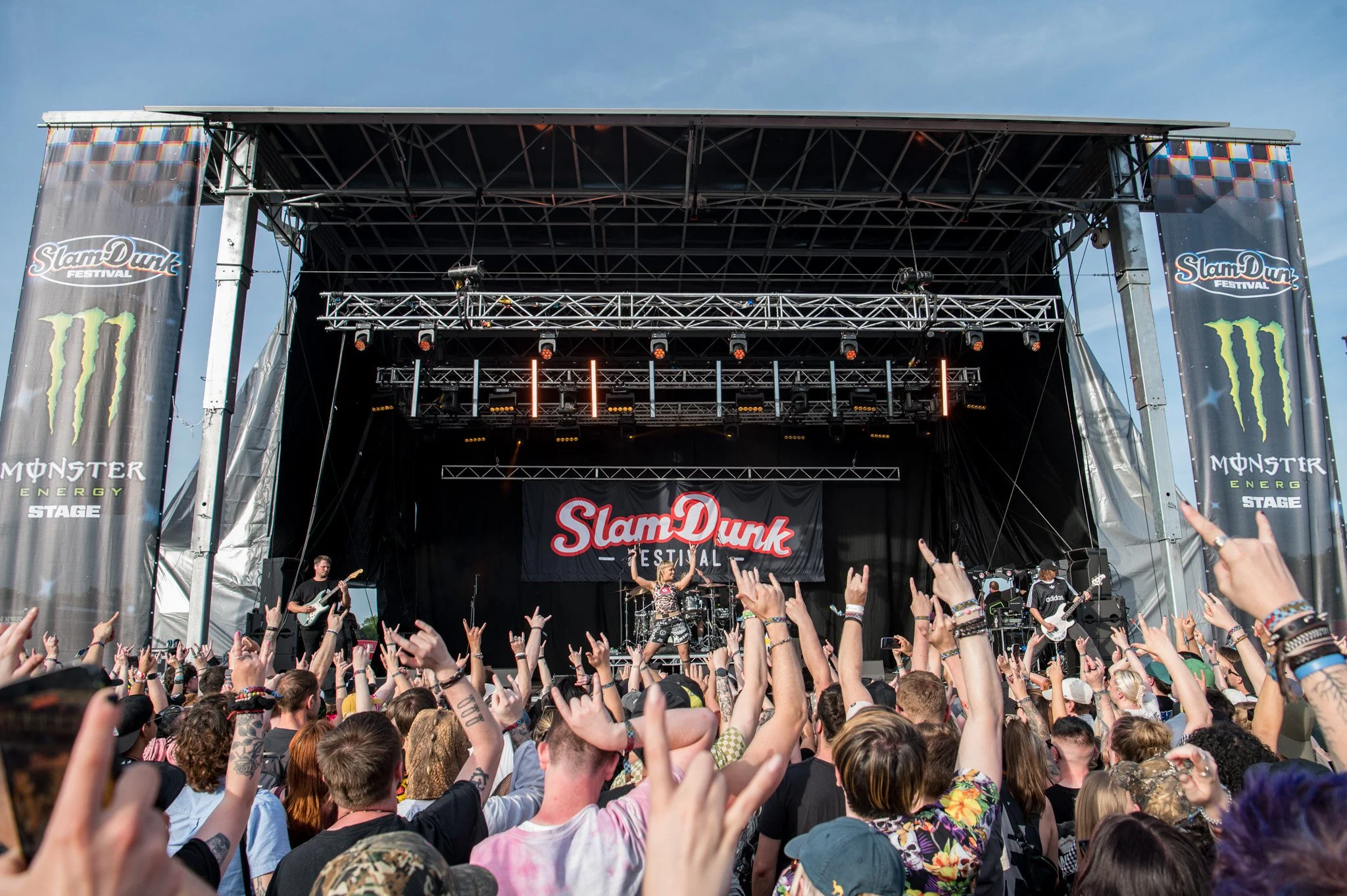 JKPhoto-SDFS26-TonightAlive-8.jpg