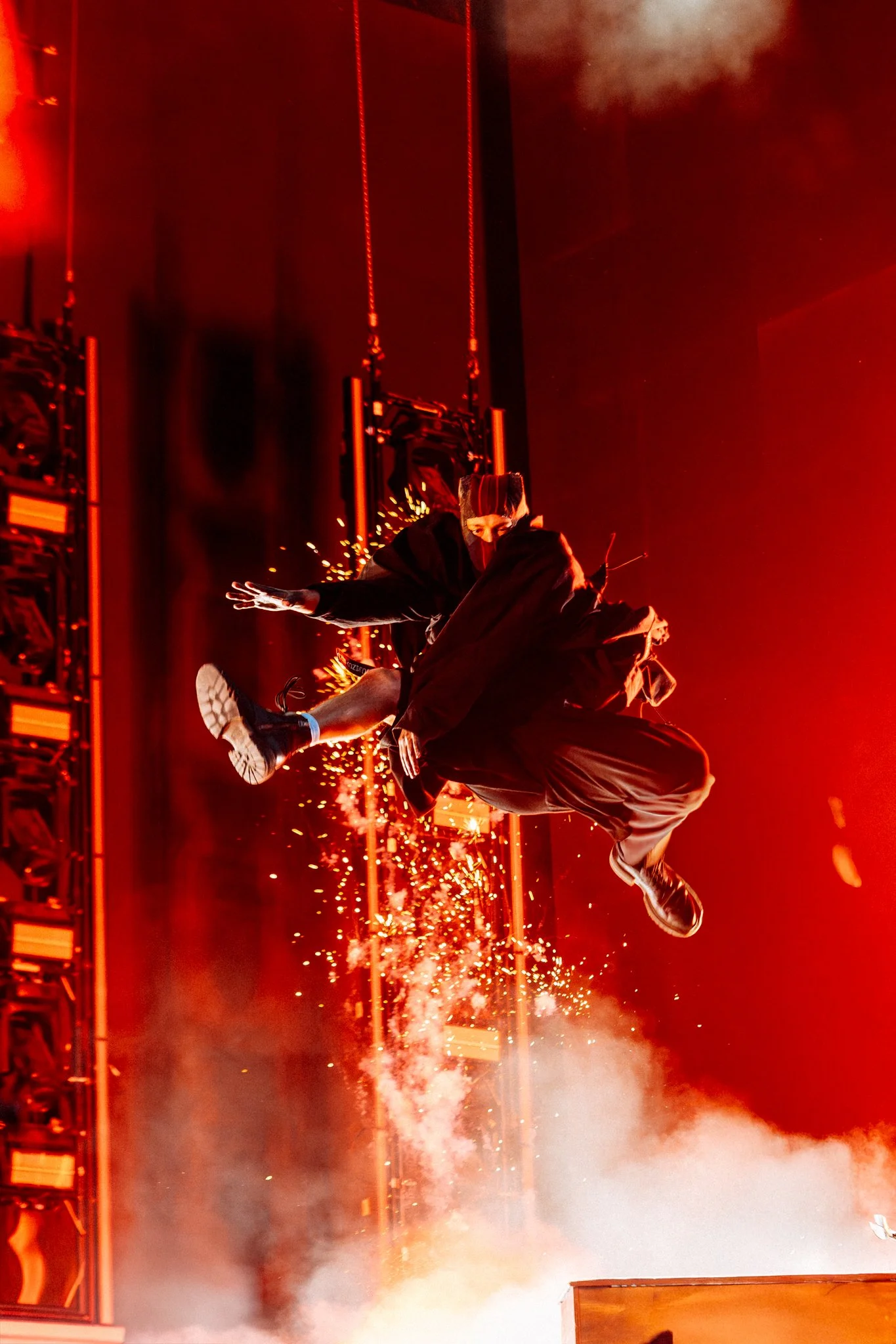 2026 APE_TWENTY ONE PILOTS_@BETHANMILLERCO_TWENTY ONE PILOTS-2.jpg