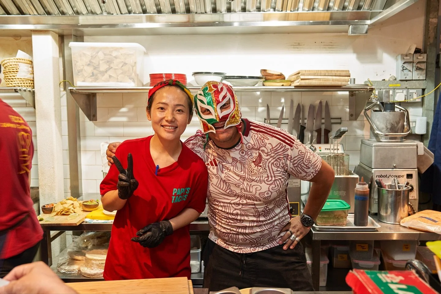 Throwback to last year&rsquo;s D&iacute;a de los Muertos 💀🌼&mdash;the colors, the music, the smiles.
This time, we&rsquo;re taking the fiesta to Jalan Besar &mdash; this Saturday, 1 Nov at 149 Tyrwhitt Road. Come celebrate life the Mexican way. 🇲?