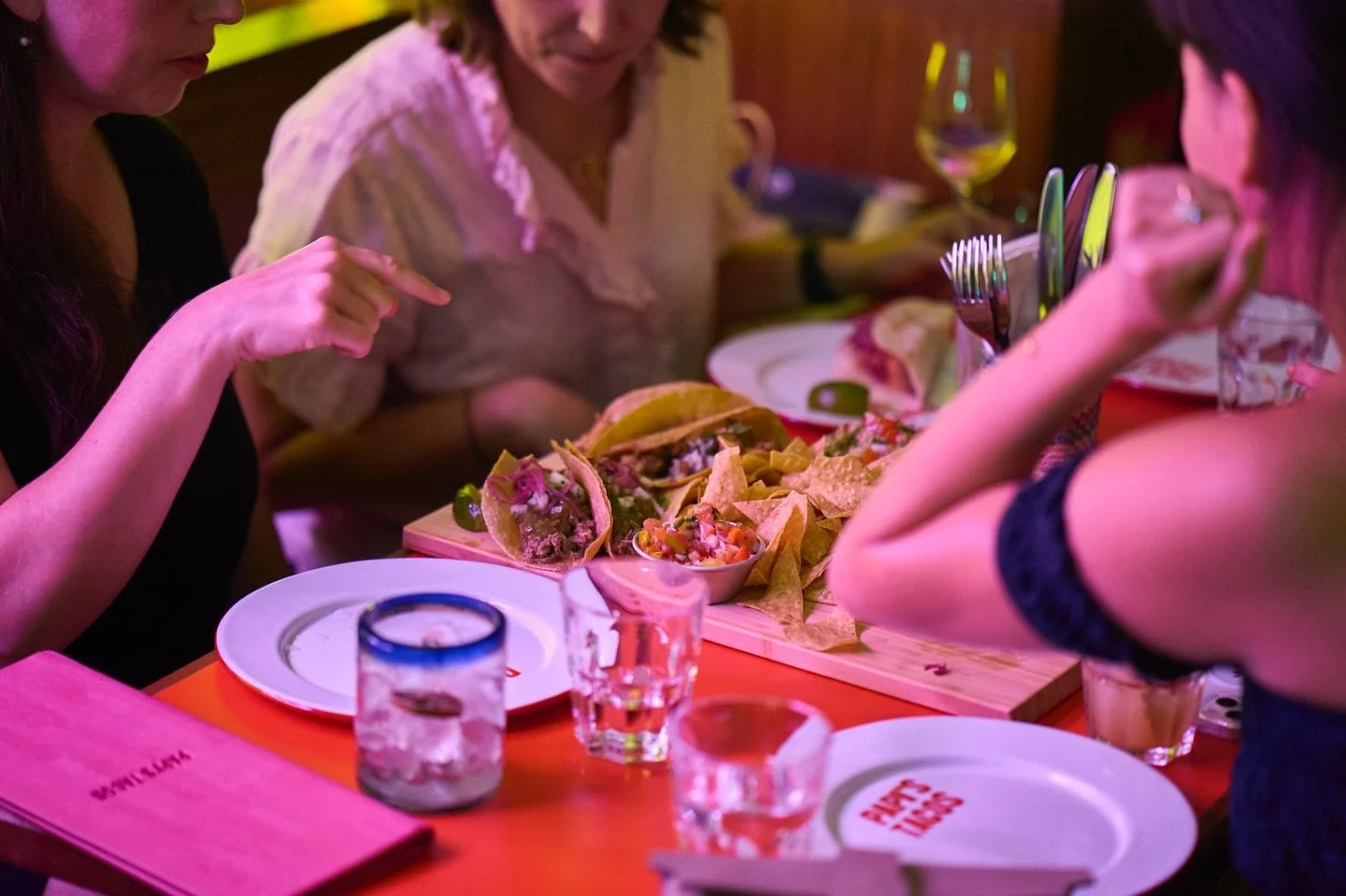 It&rsquo;s the weekend &mdash; and that&rsquo;s your sign to text the group chat. 🌮🔥

Catch up, clink glasses, and taco &lsquo;bout life at Papi&rsquo;s Tacos. Whether it&rsquo;s after-work margaritas, long brunch vibes, or a full-on fiesta night &
