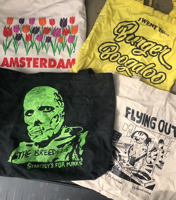 Musician Staz Lindes selects tote bags as a way to reduce plastic usage