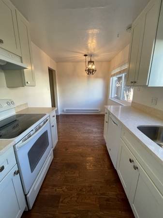 1132 Paloma Ave. #1, Burlingame