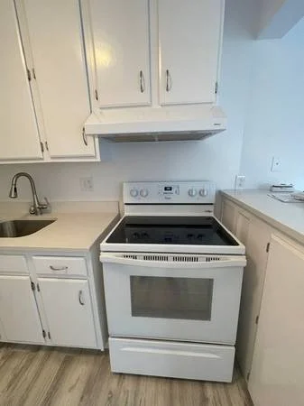 945Rollins_2.jpg
