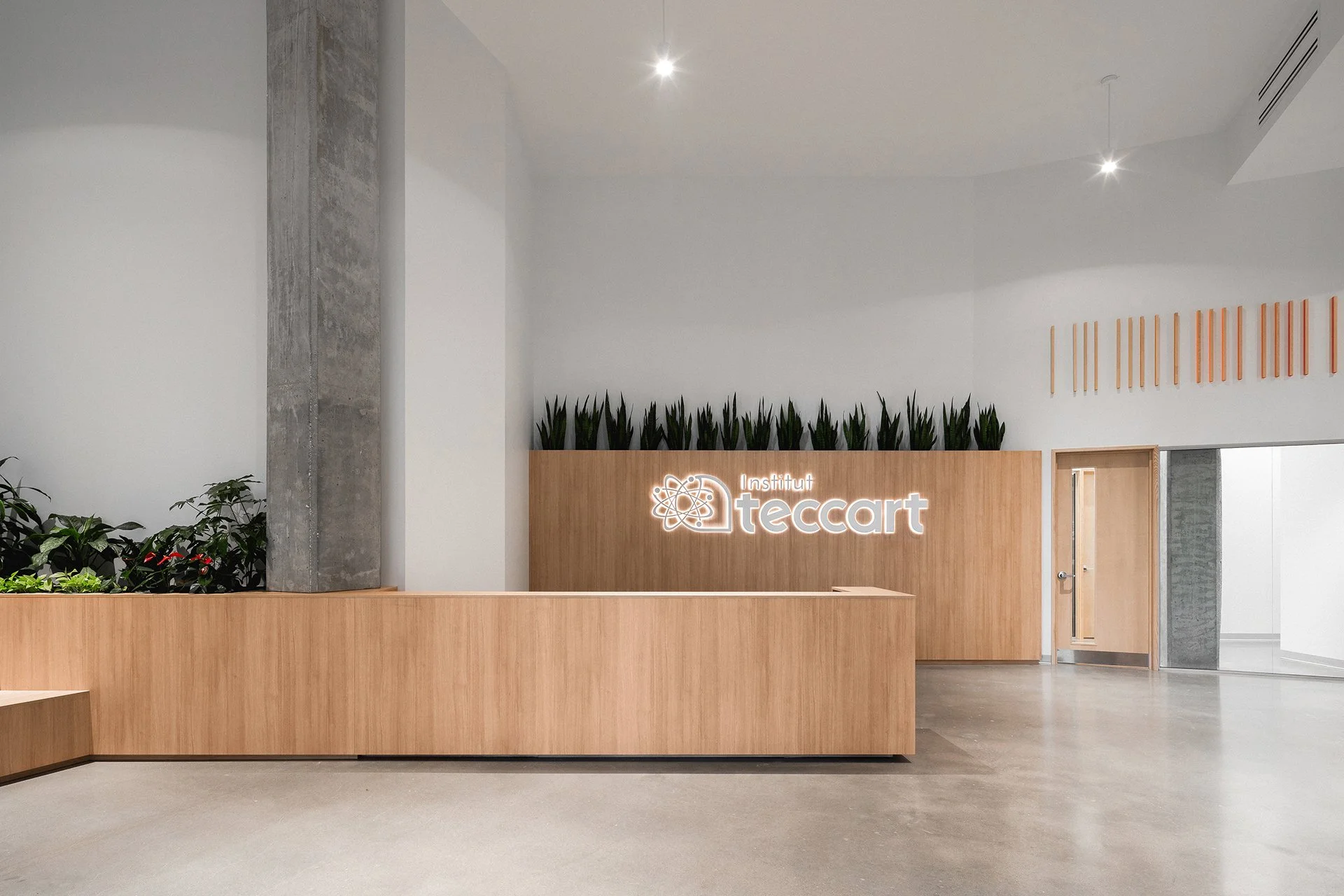 Aménagement commercial à Brossard par DESK architectes