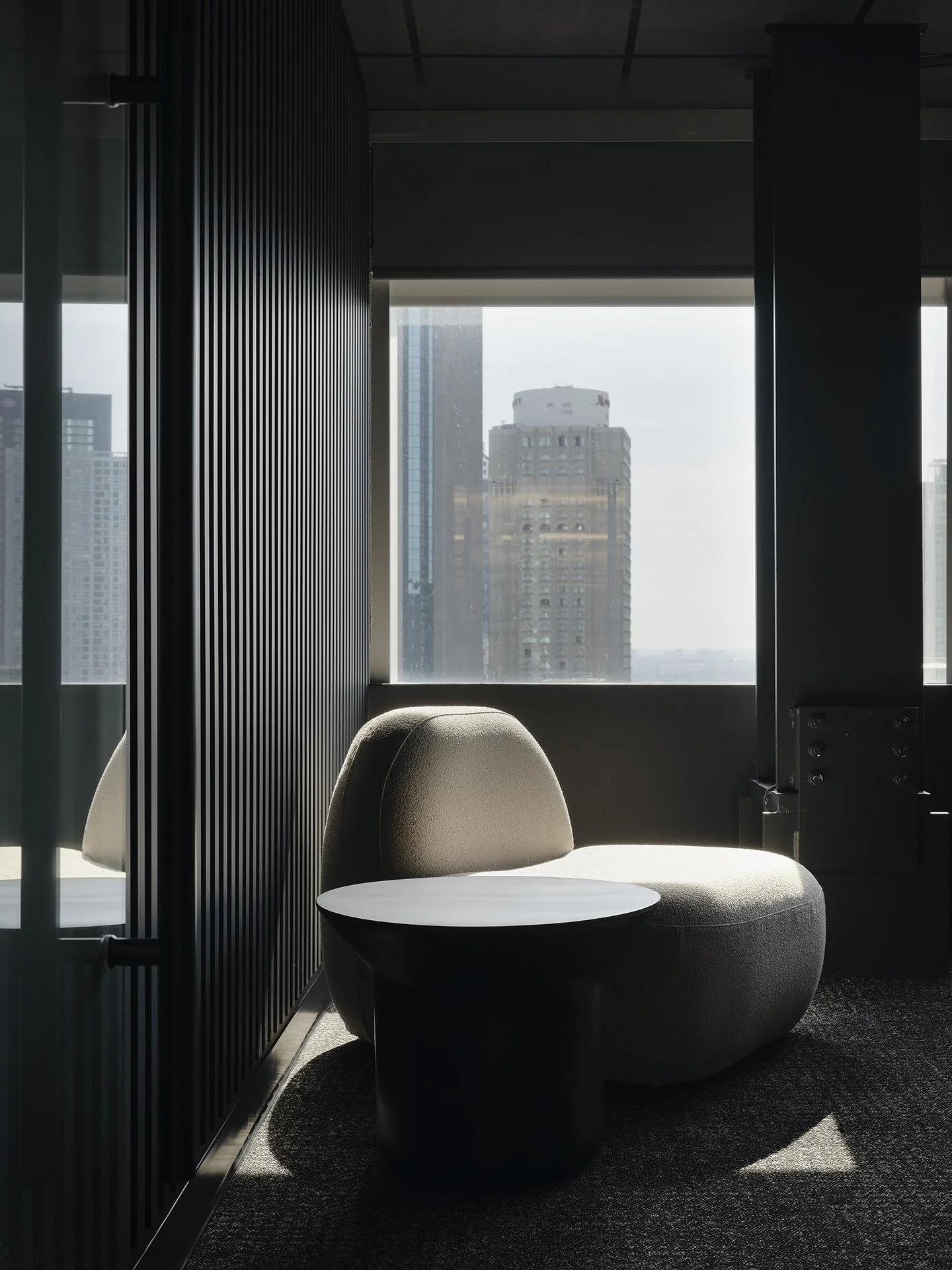 Aménagement de bureau au centre-ville de Montreal par DESK architectes