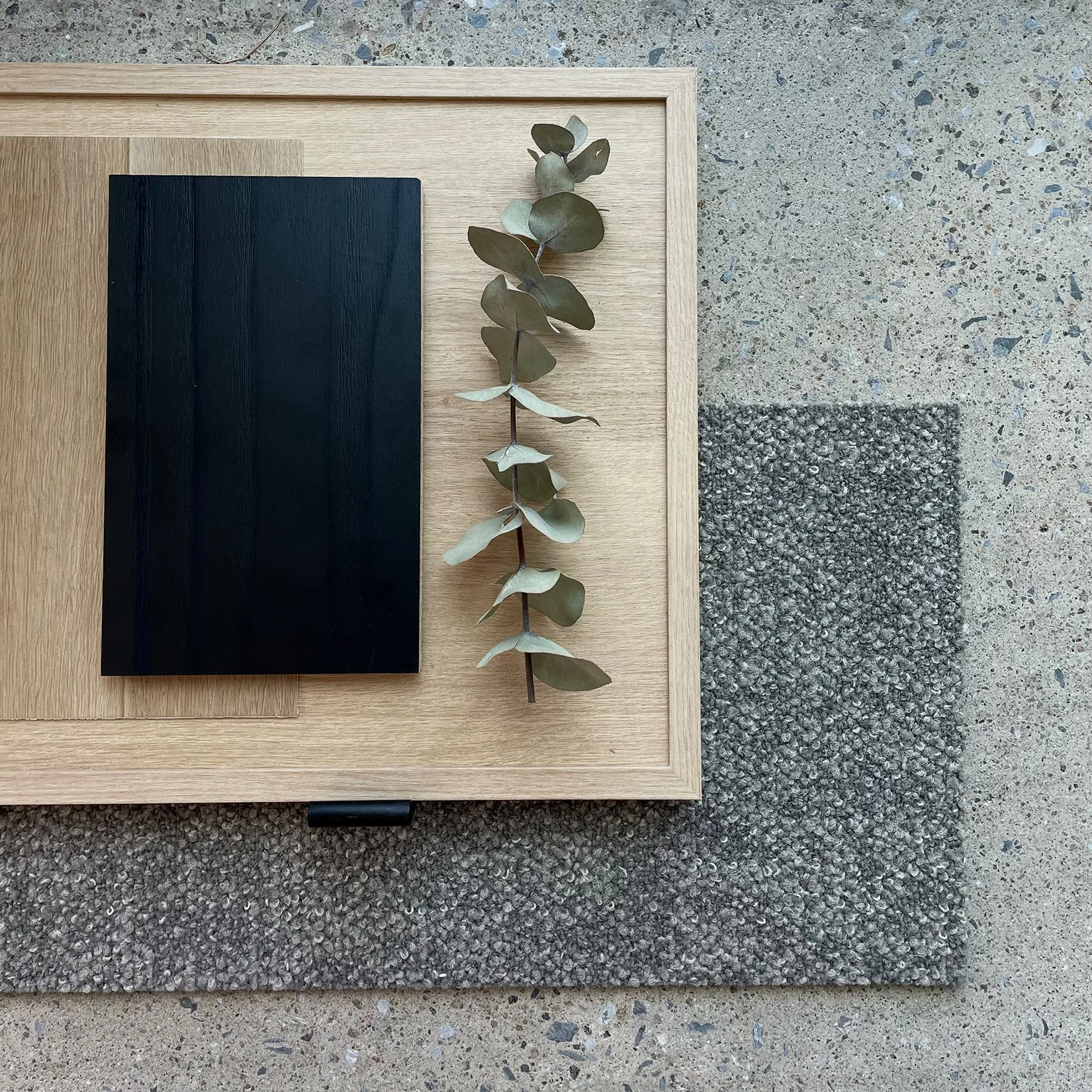 Matérialité de bureau à Brossard par DESK architectes