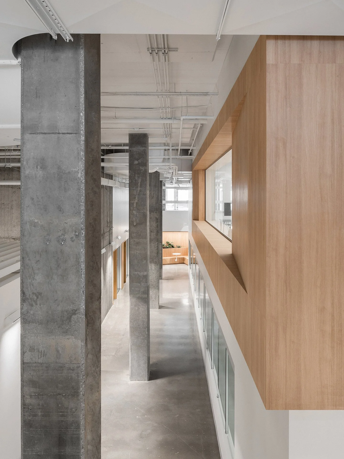 Aménagement commercial à Brossard par DESK architectes