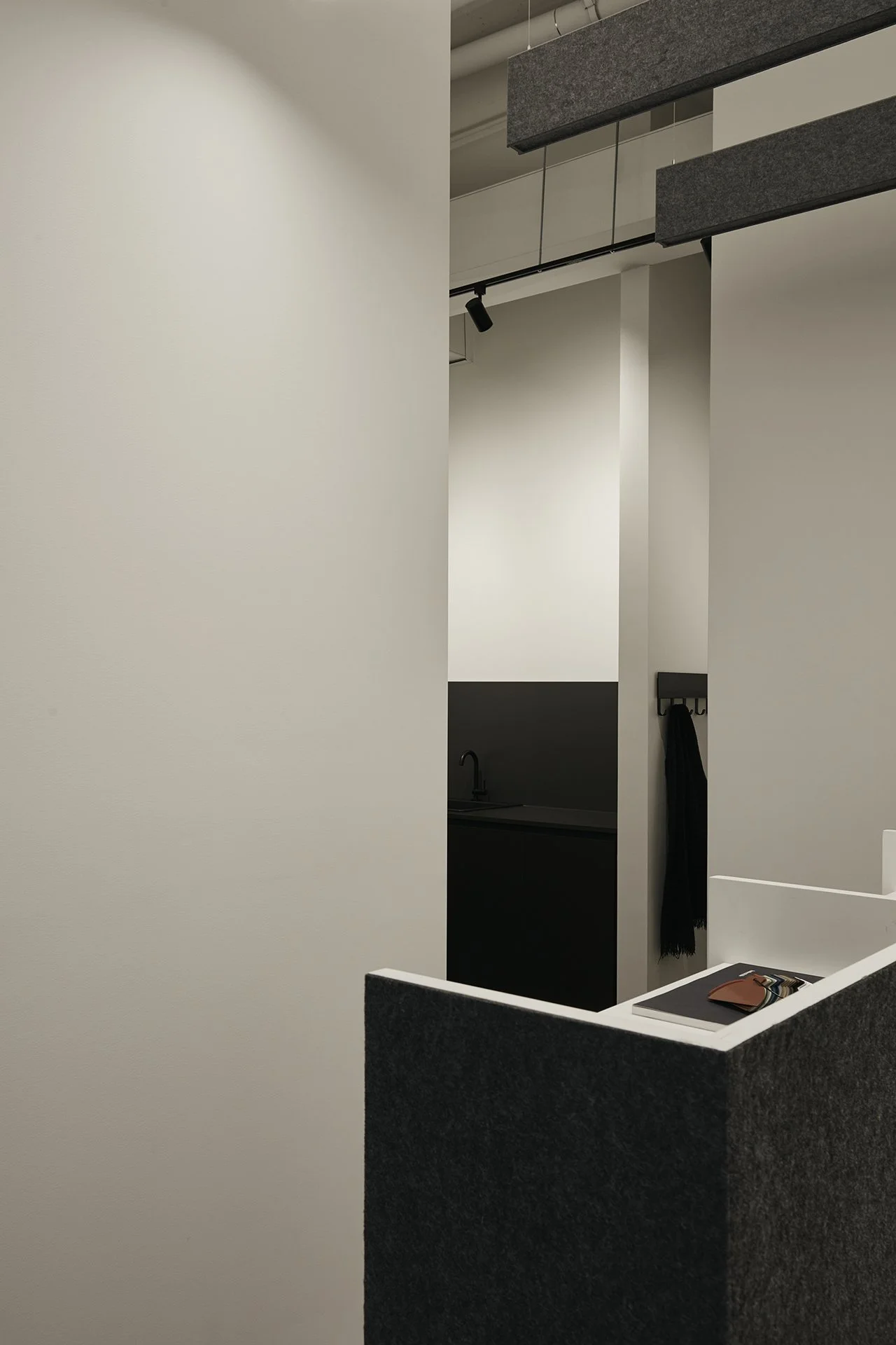 Aménagement commercial dans Rosemont, à Montréal, par DESK architectes