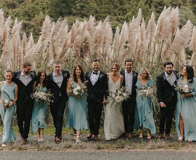 Wedding party vibes 😍 📸 @_charlottechristianweddings_ 
Hair and makeup: @s_beddoesmakeup and @kaitlinchapman_ .
.
.
#weddings #justmarried #weddinginspo #mantells #makeup #makeupartist #bridesmaids #bridal #hairandmakeup #nzmakeupartist #motd #hair