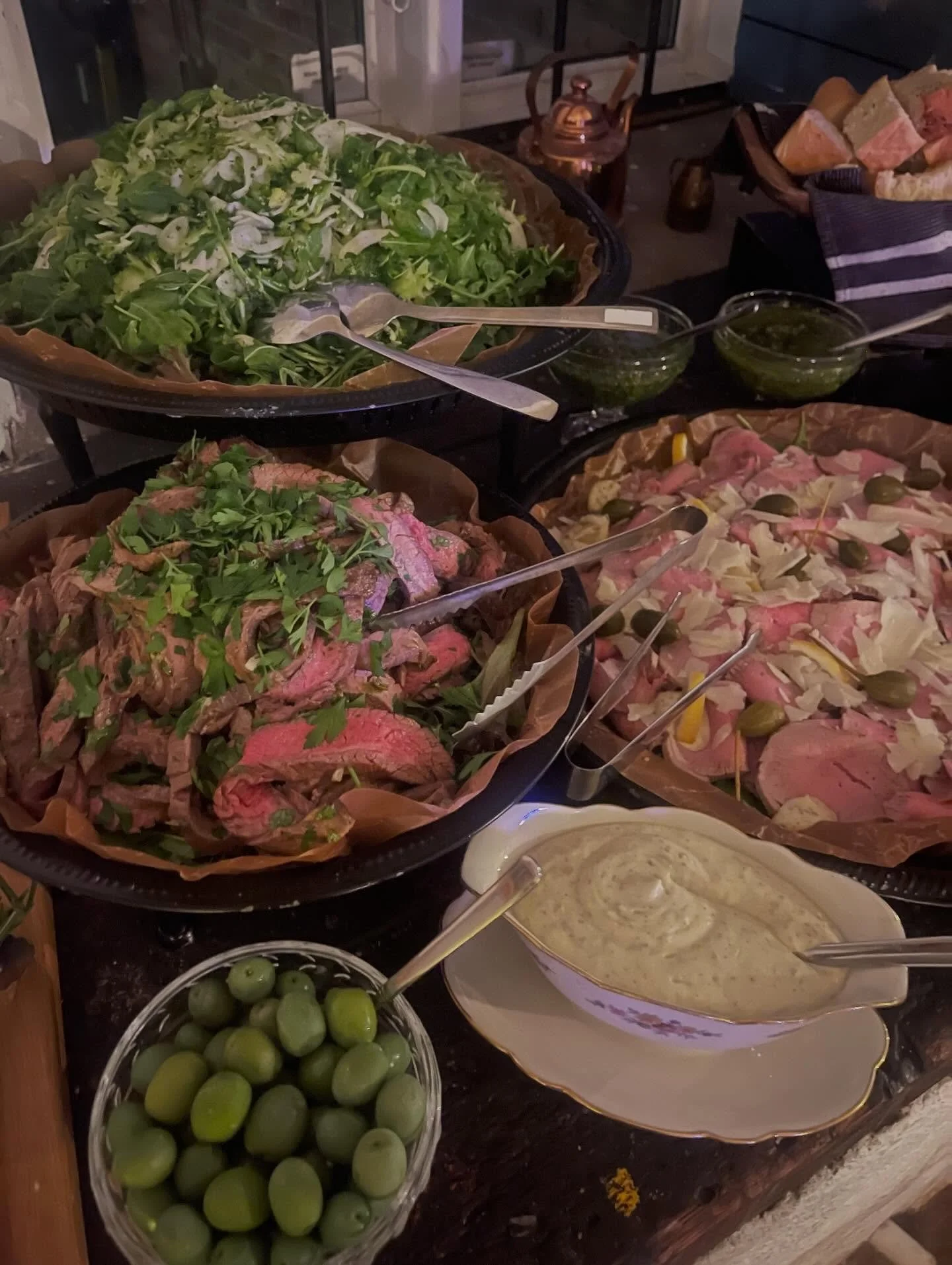 Italiensk buff&eacute; p&aring; 40-&aring;rsfirande i @smedjanitollered. V&auml;ldigt praktiskt n&auml;r nya k&ouml;ket ligger precis bredvid!