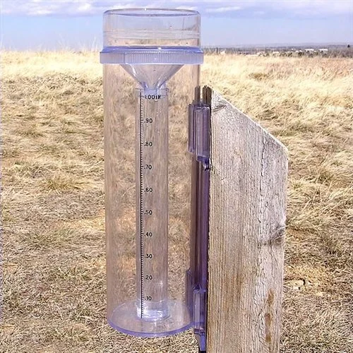 Standard rain gauge used in the CoCoRaHS project.