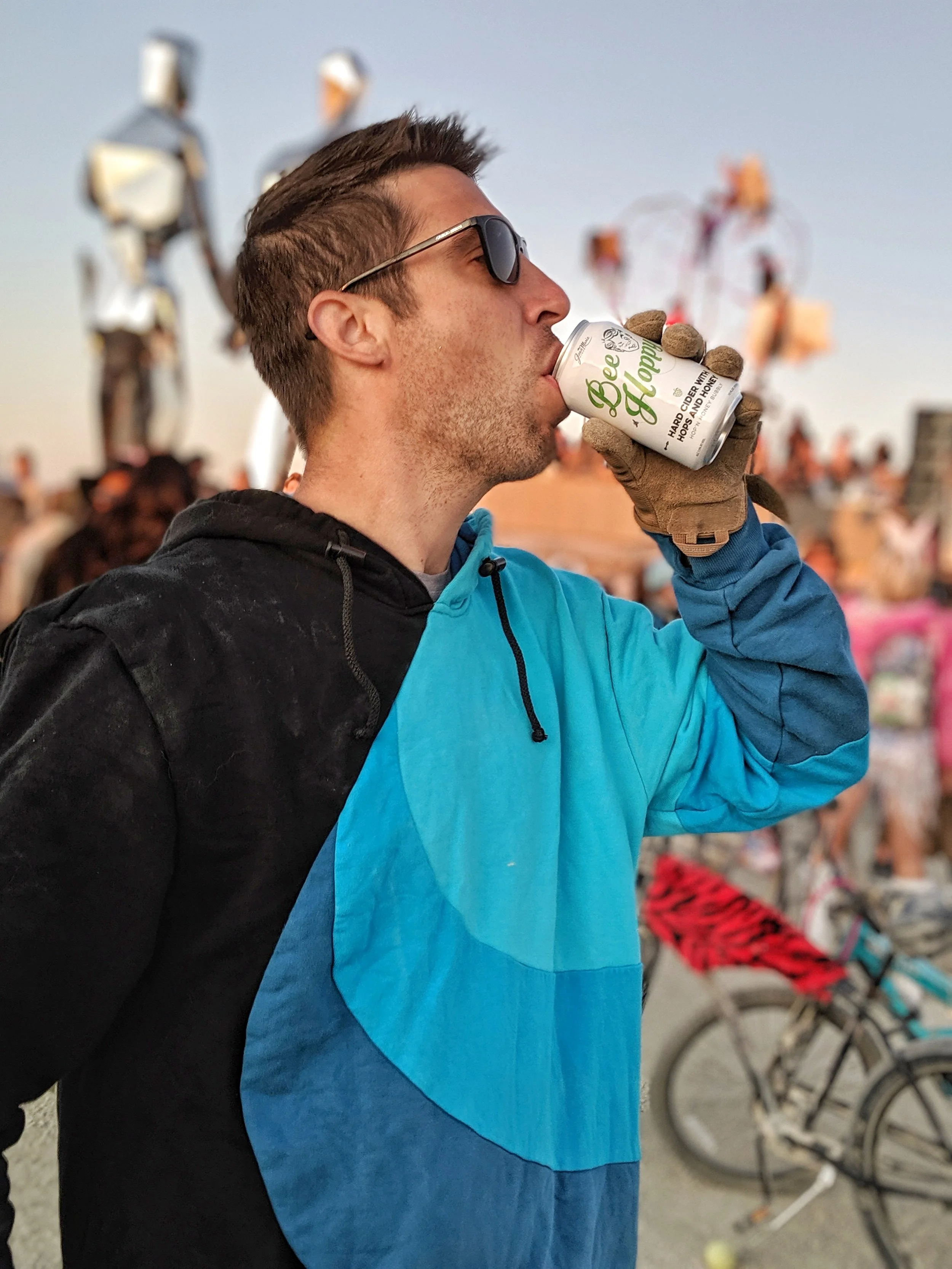 00100lPORTRAIT_00100_BURST20190827062357233_COVER-01.jpg