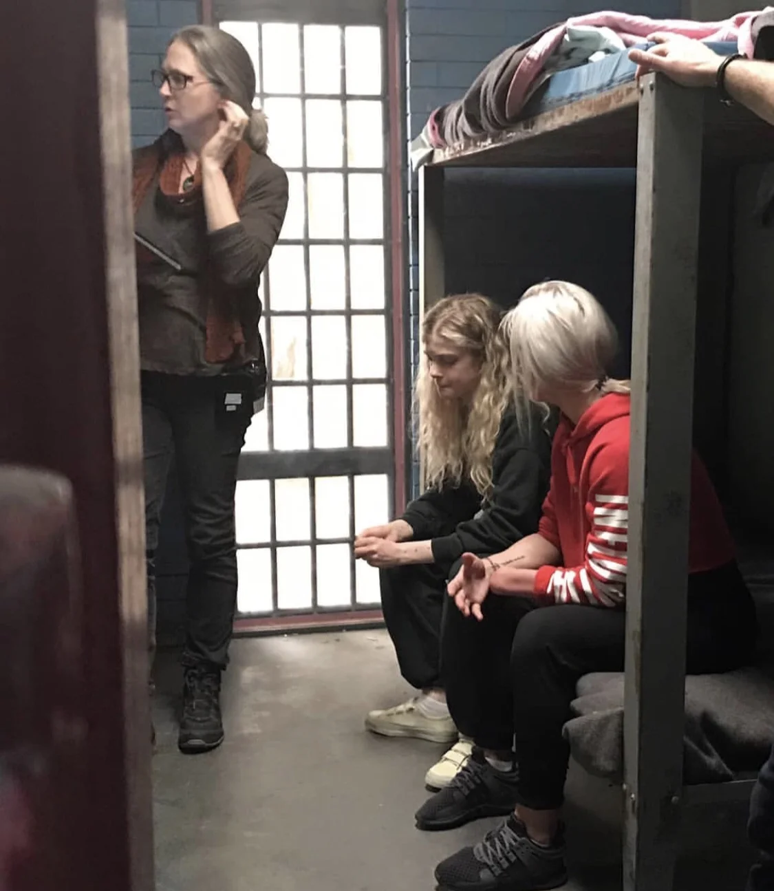 INBITWEEN TAKES COACHING WITH ELENA KAMPOURIS - SACRED LIES