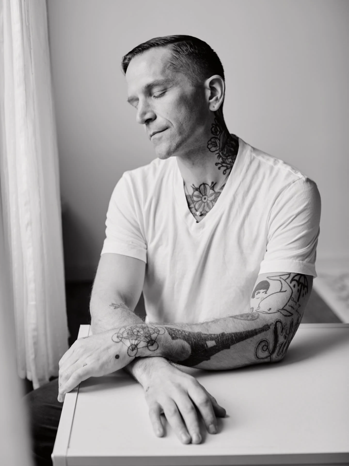 I don&rsquo;t post photos like this because I&rsquo;m so zen.

Ten years ago I was fighting for my life &mdash; literally.

Peace didn&rsquo;t arrive from healing harder.

It came from learning how to live again.

If you&rsquo;re so self-aware yet so