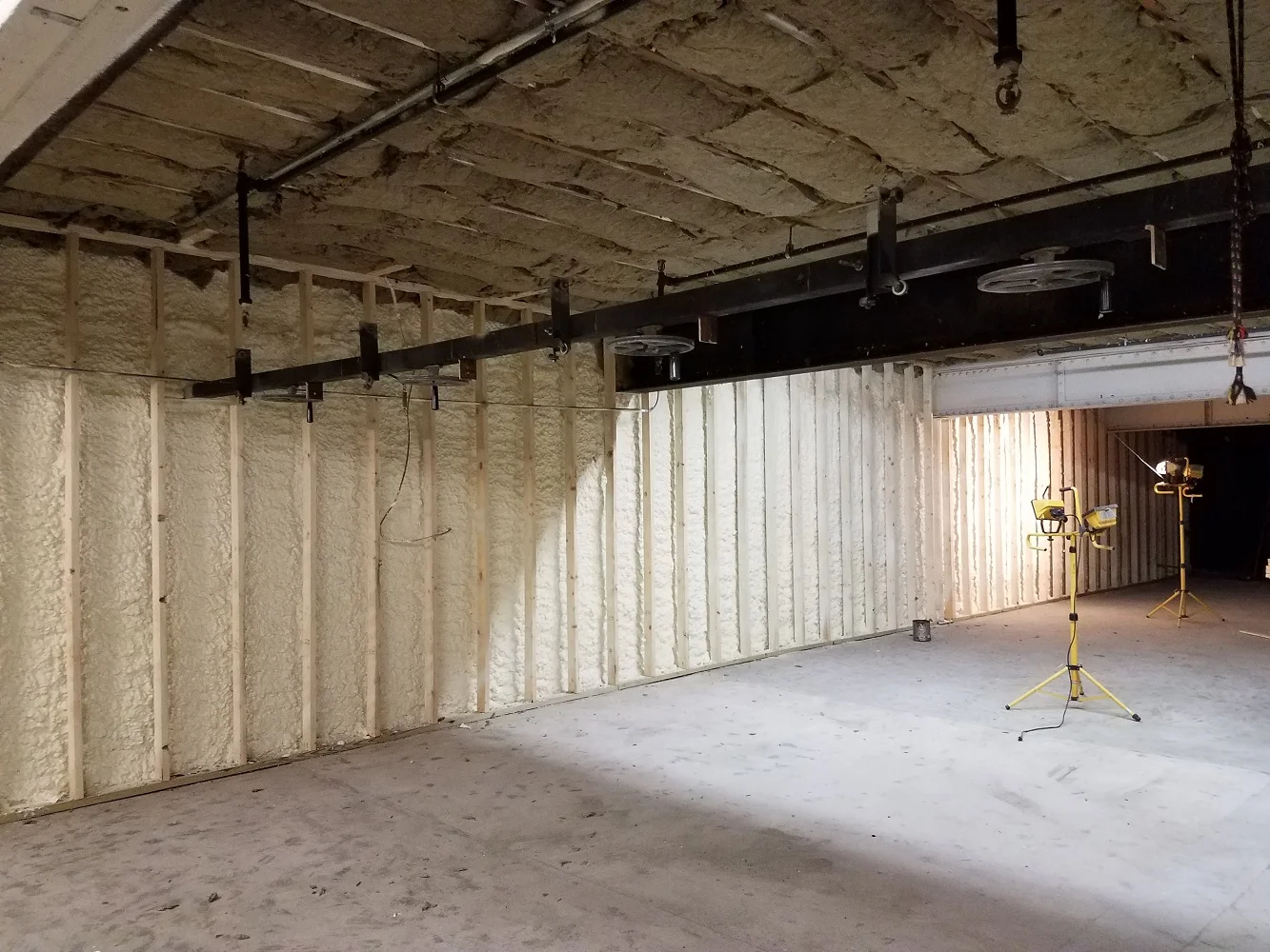 Insulation completed. Side wall.