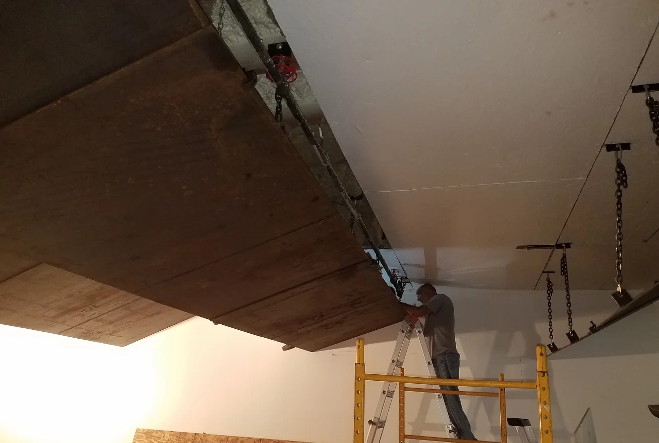 As on the previous work parties the purpose was to reinstall the ceiling.