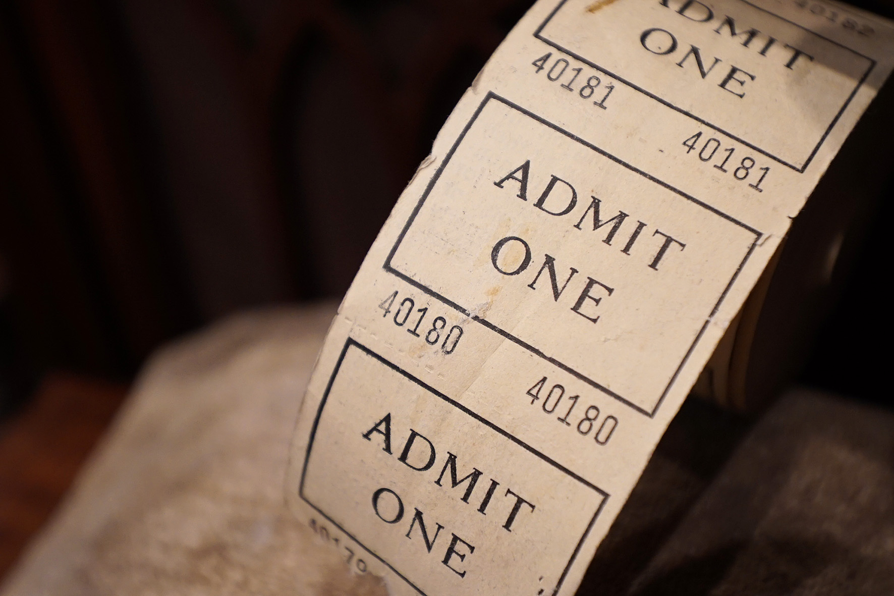Ticket-.jpg