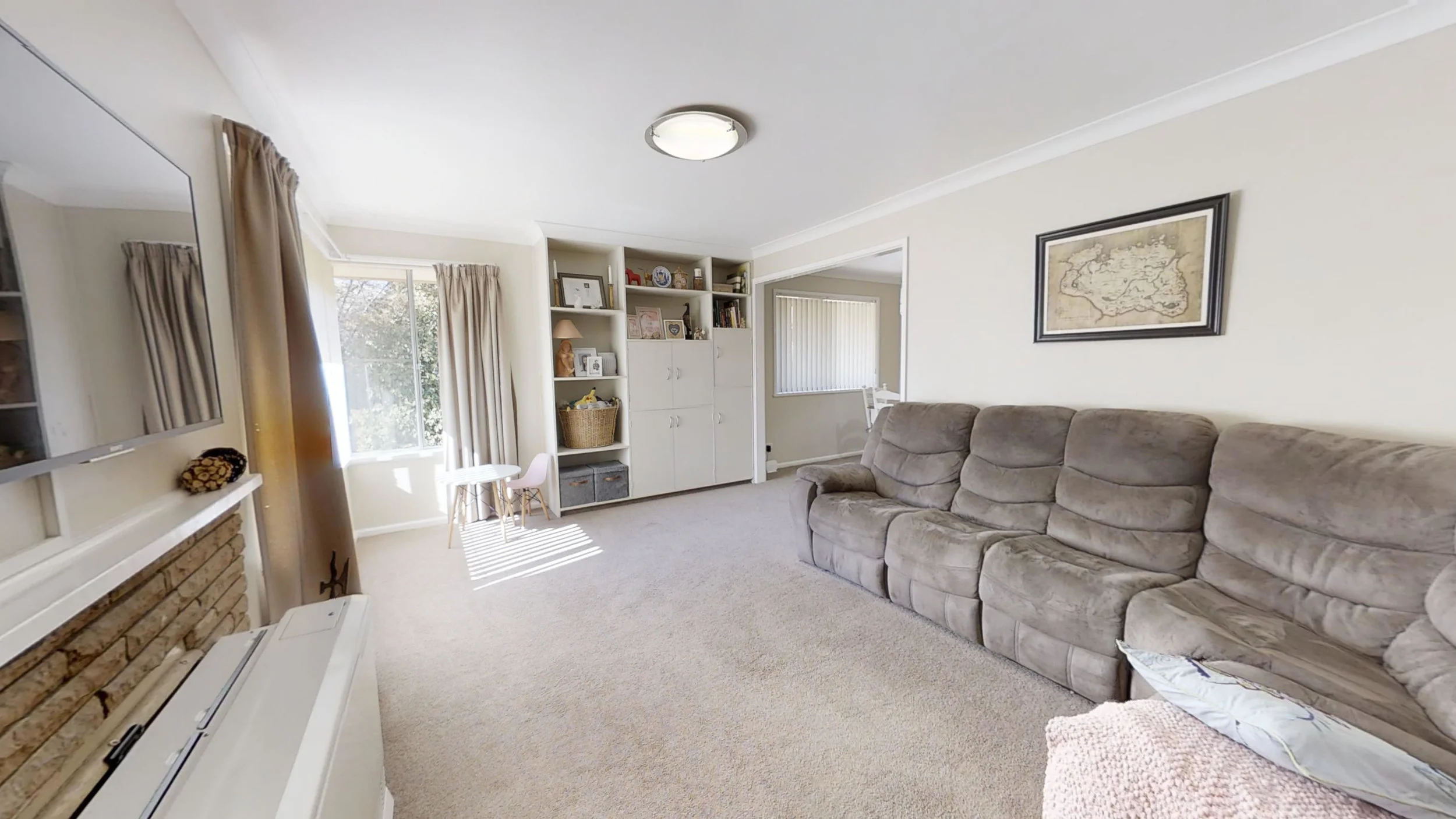 Wentworth Lane 9 Lounge.jpg