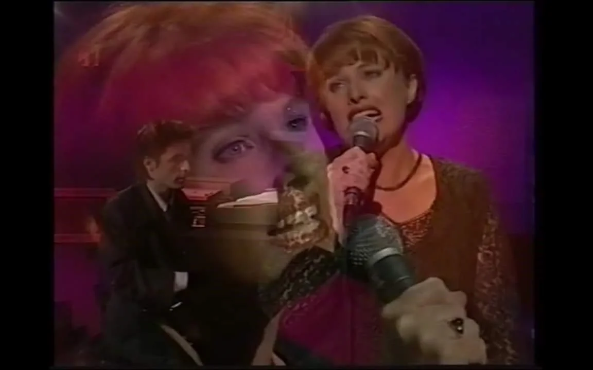 Cindy singing on Good Morning Australia with John Foreman.jpg