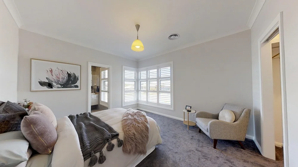 Gala Crescent 9 Main Bed.jpg