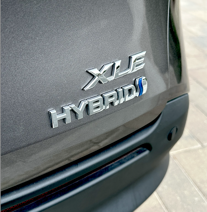 Hybrid XLE at 1.43.05 PM.png