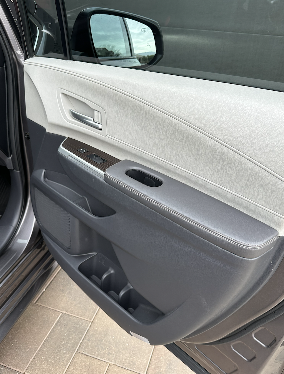 PASSENGER DOOR  at 1.54.11 PM.png