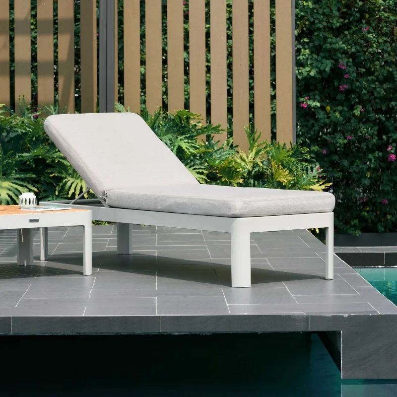 MON exteriors — First Dutch Brands