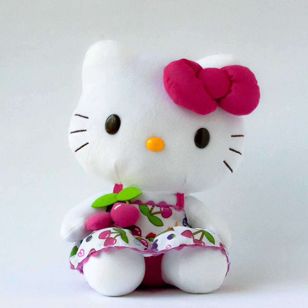 Hello Kitty Plush 8inch Fruit - front CC.jpg