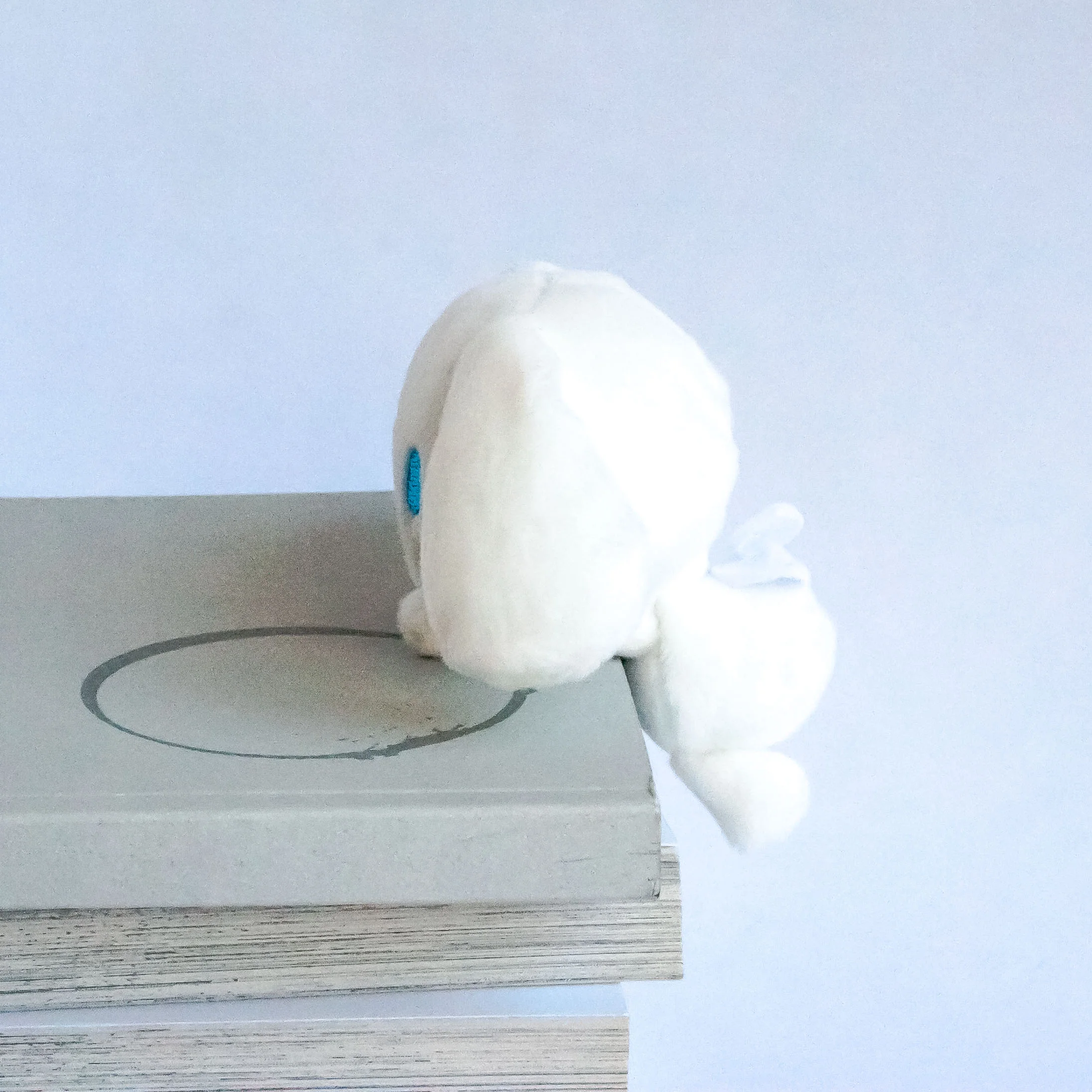 Cinnamonroll Plush Mascot - side hang pose CC.jpg
