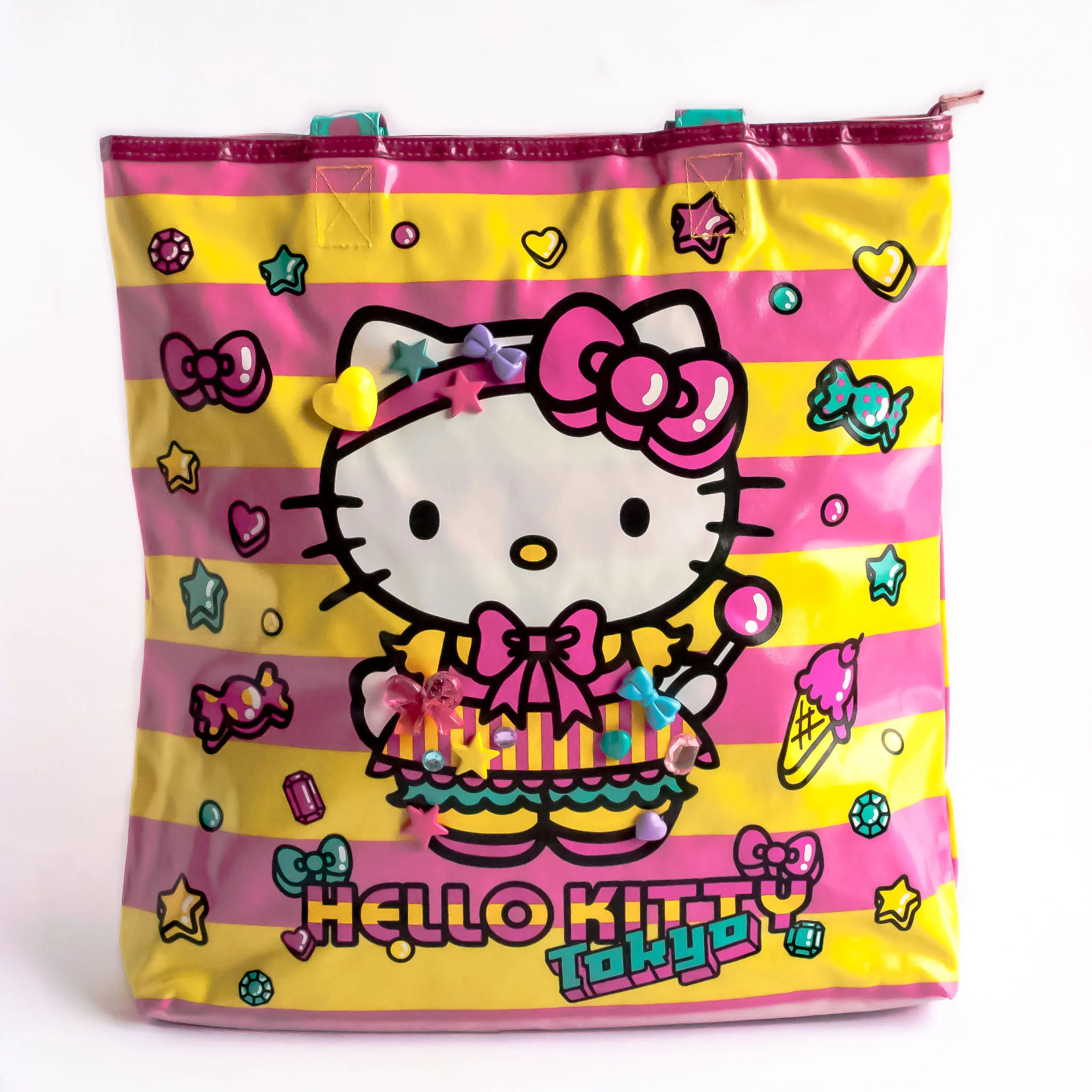 Hello Kitty Tokyo Tote - front CC.jpg