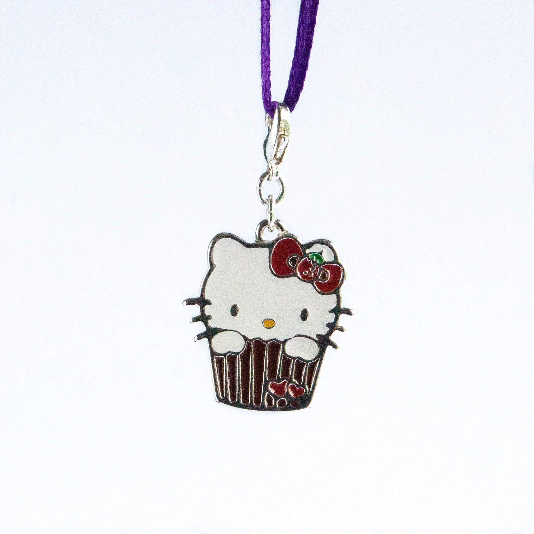 Hello Kitty Charm Cupcake- Hang PSIMG_2696g.jpg