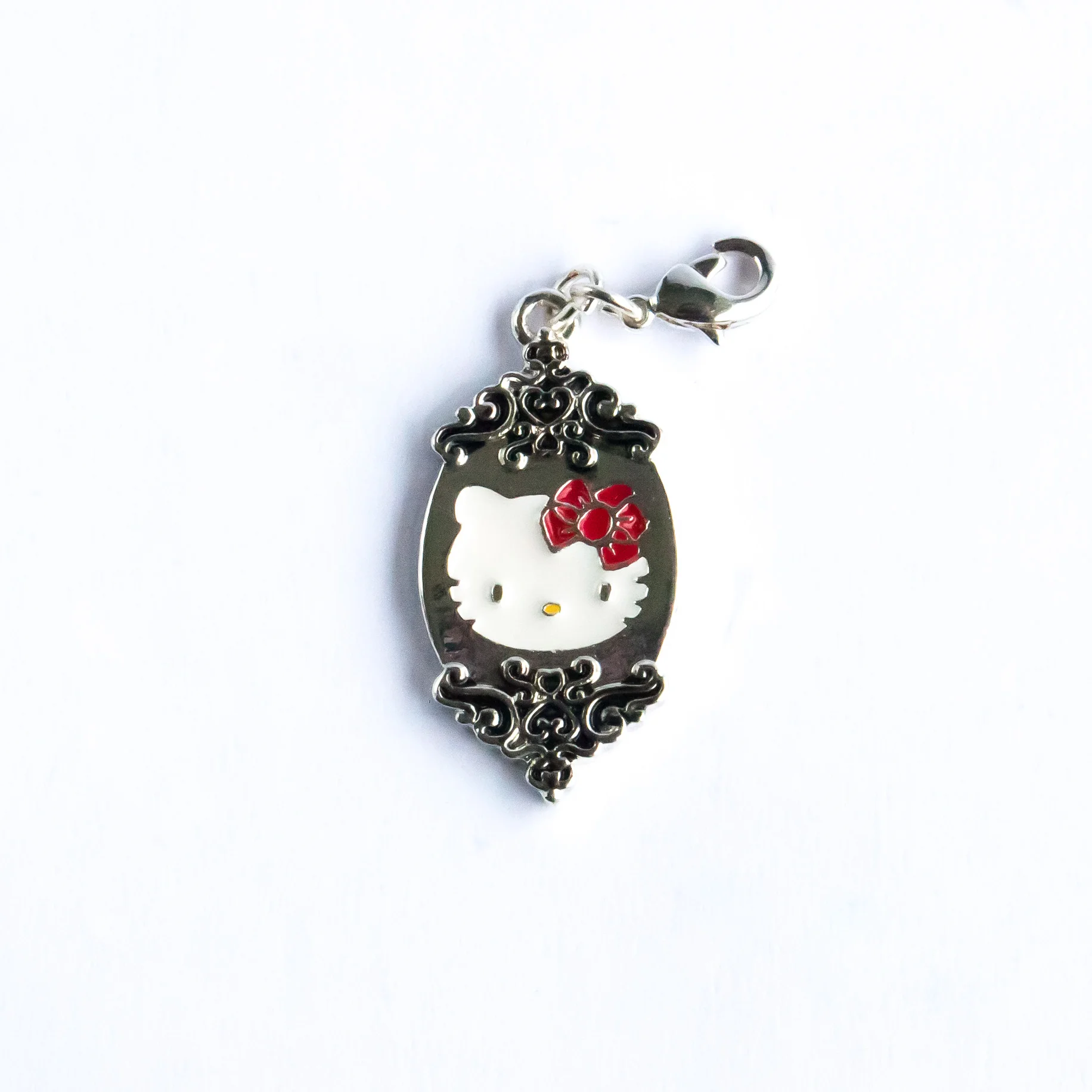Hello Kitty Charm Frame- Flat PSIMG_2716d.jpg