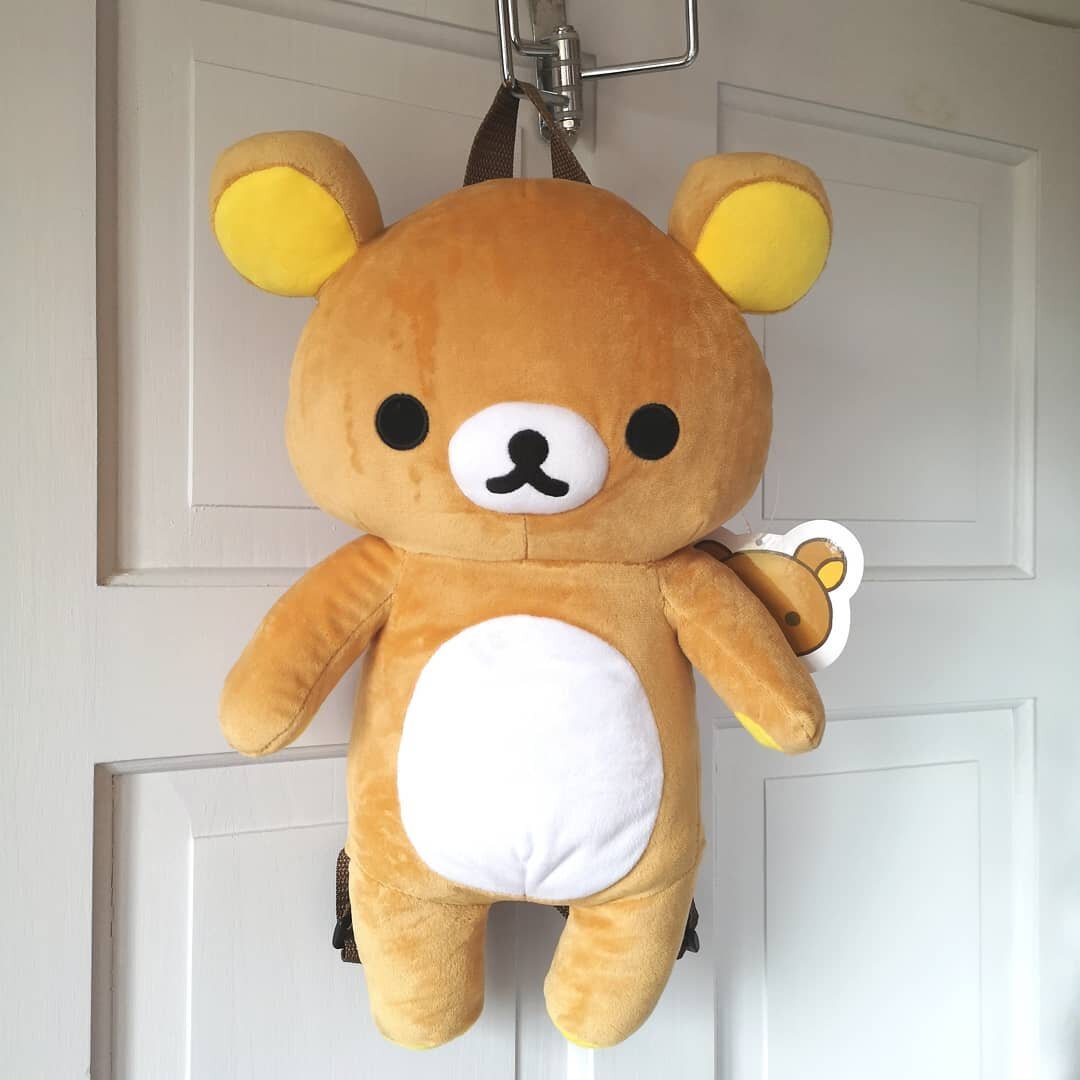 Just hanging out~~ 💕😅

Hope you all have a great weekend and take some time to relax like Rilakkuma! Maybe not in such an awkward position though...

#rilakkuma #rilakkumalover #kawaiistuff #sanx #kawaiibag #imoutouk