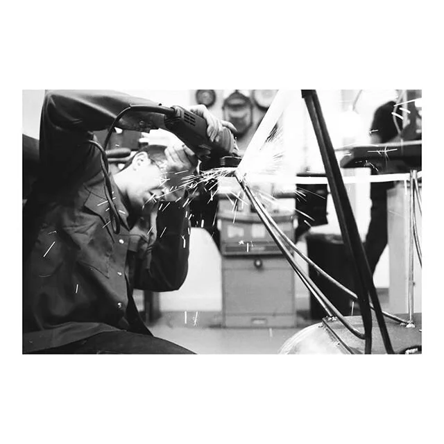 Trimming down some legs
.
.
.
.
.
.
.
#bespoke #tool #handtools #design #patinated  #steel #craftsman #metal #handmade #madeinbritain #patina  #craft 
#metalwork #panelbeating #handshaped #patinated #luxury #luxurydesign #Limitededition #product #pro