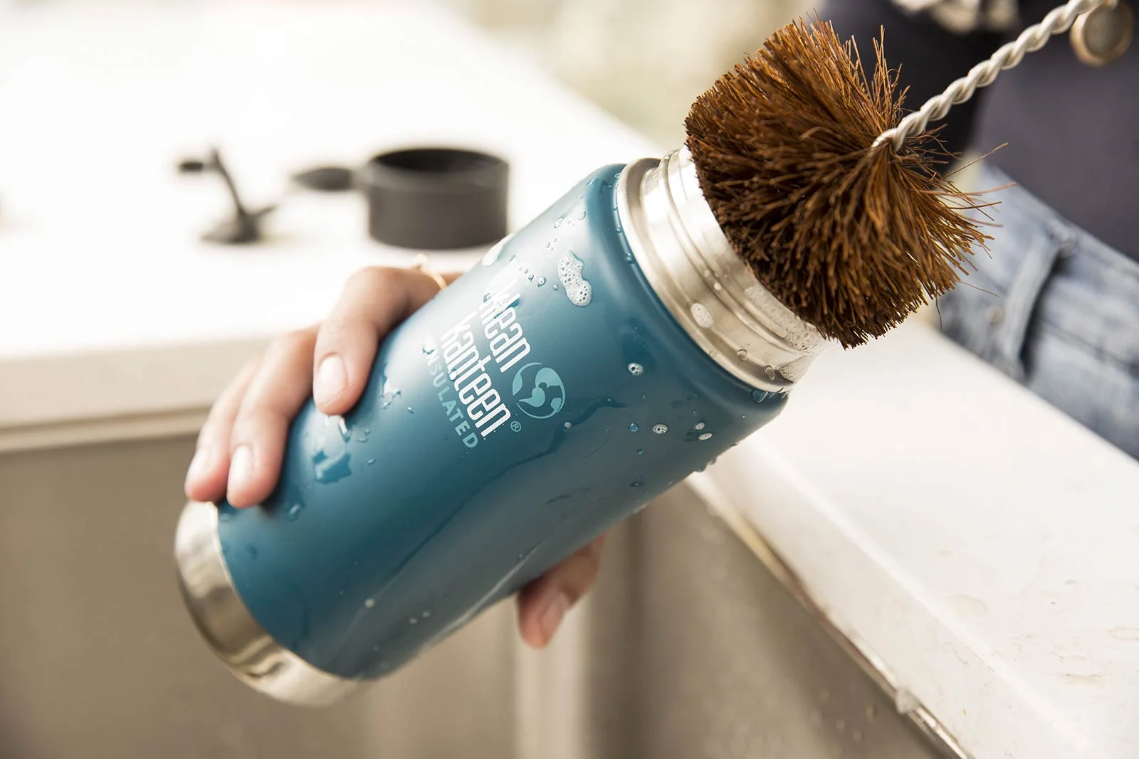 KKBRSHST---LS---Brush-Cleaning-Insulated-Wide.jpg