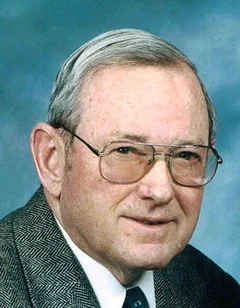 OI412155769_styves_Portrait.jpg