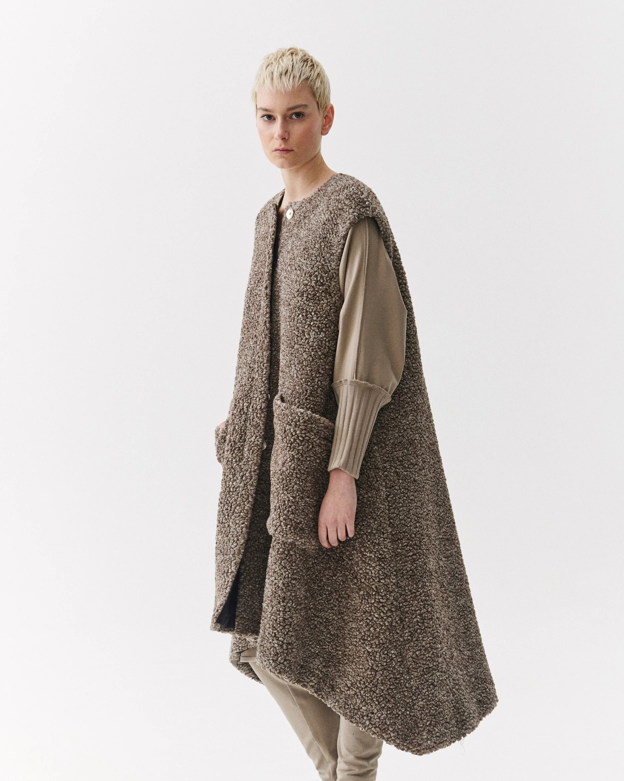 5365 VEST DETAIL.jpg