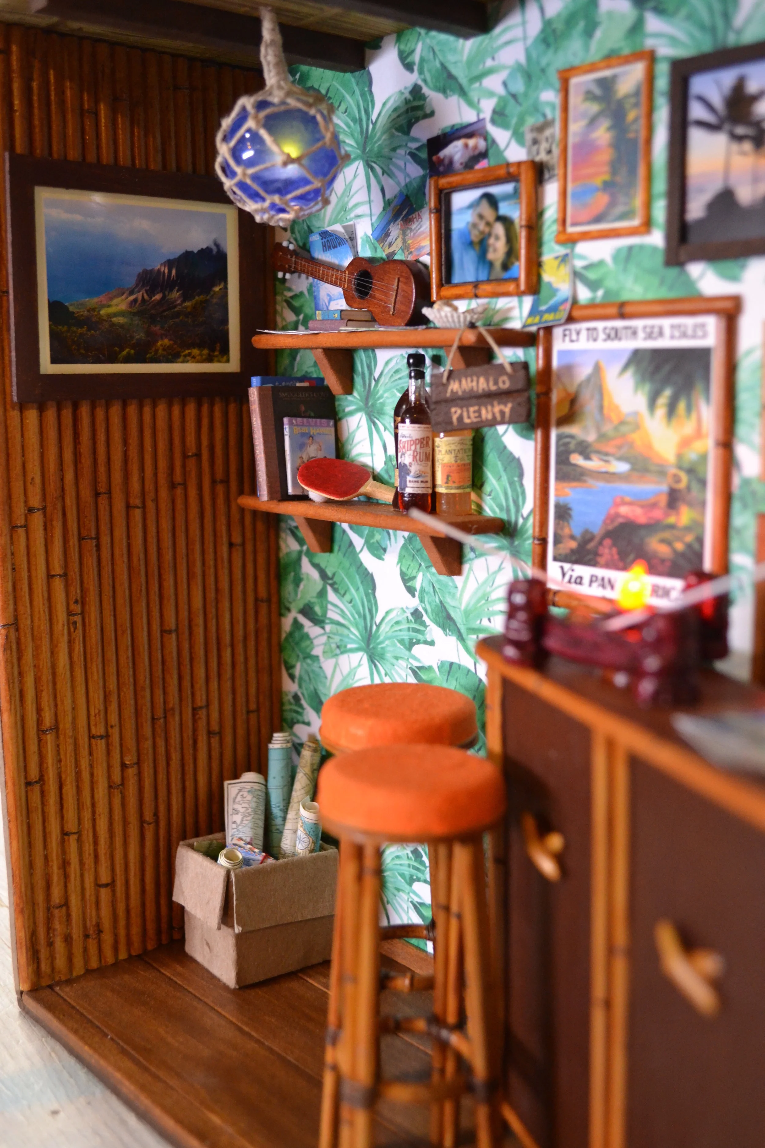 Home Bar 3-3.JPG