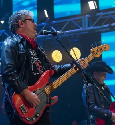 International Portuguese Music Awards in New Bedford strikes an emotional note