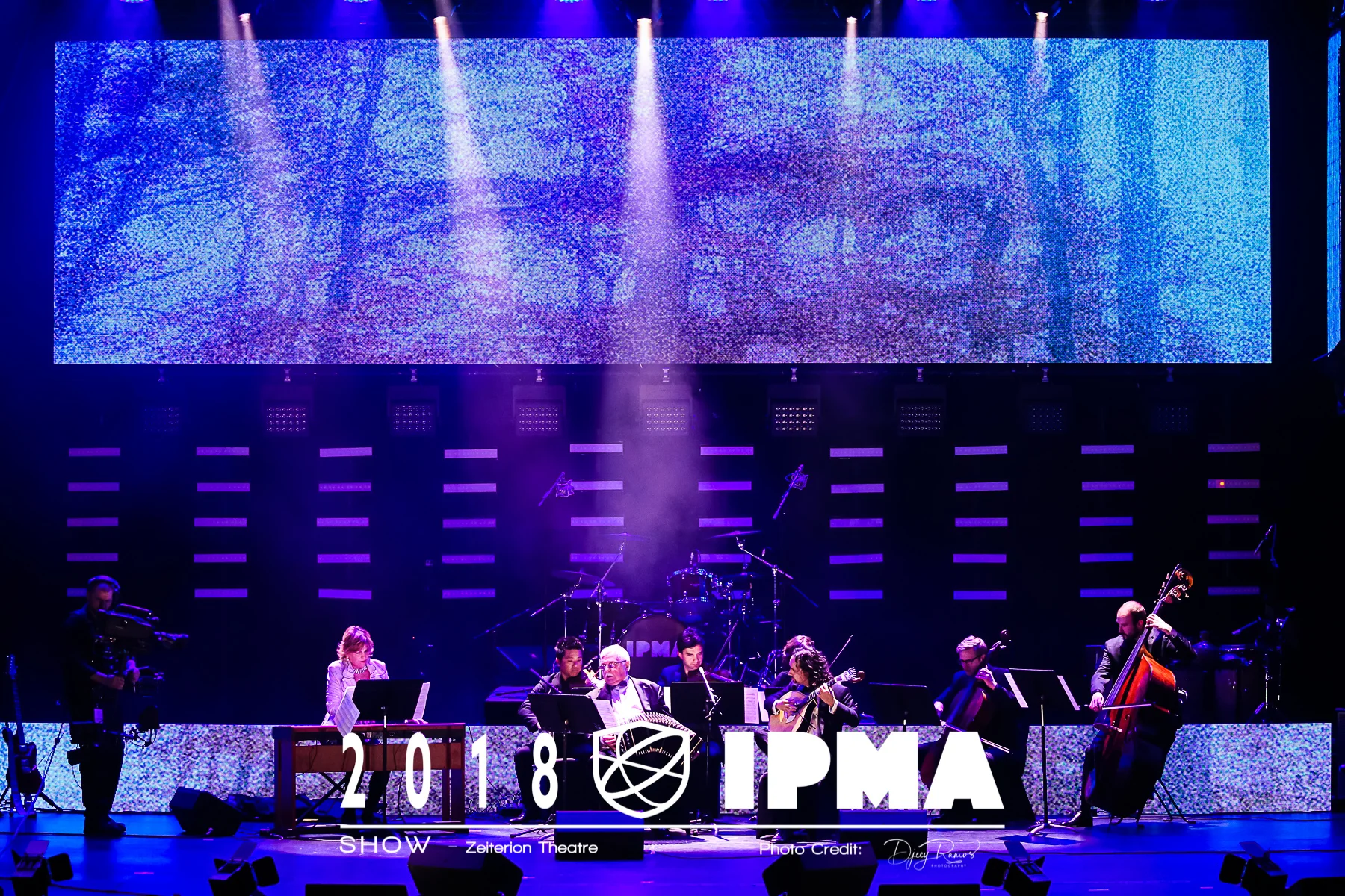 SHOW-1123-Print-4x6.jpg
