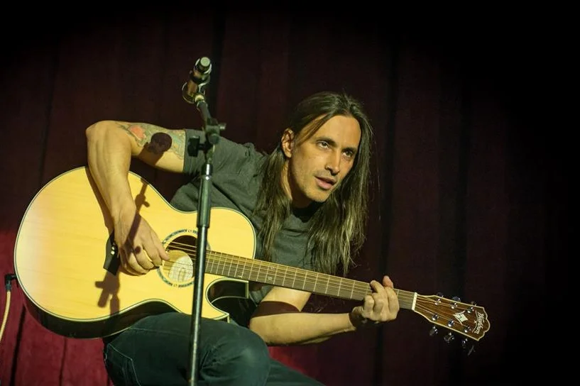Nuno Bettencourt will perform at the International Portuguese Music Awards